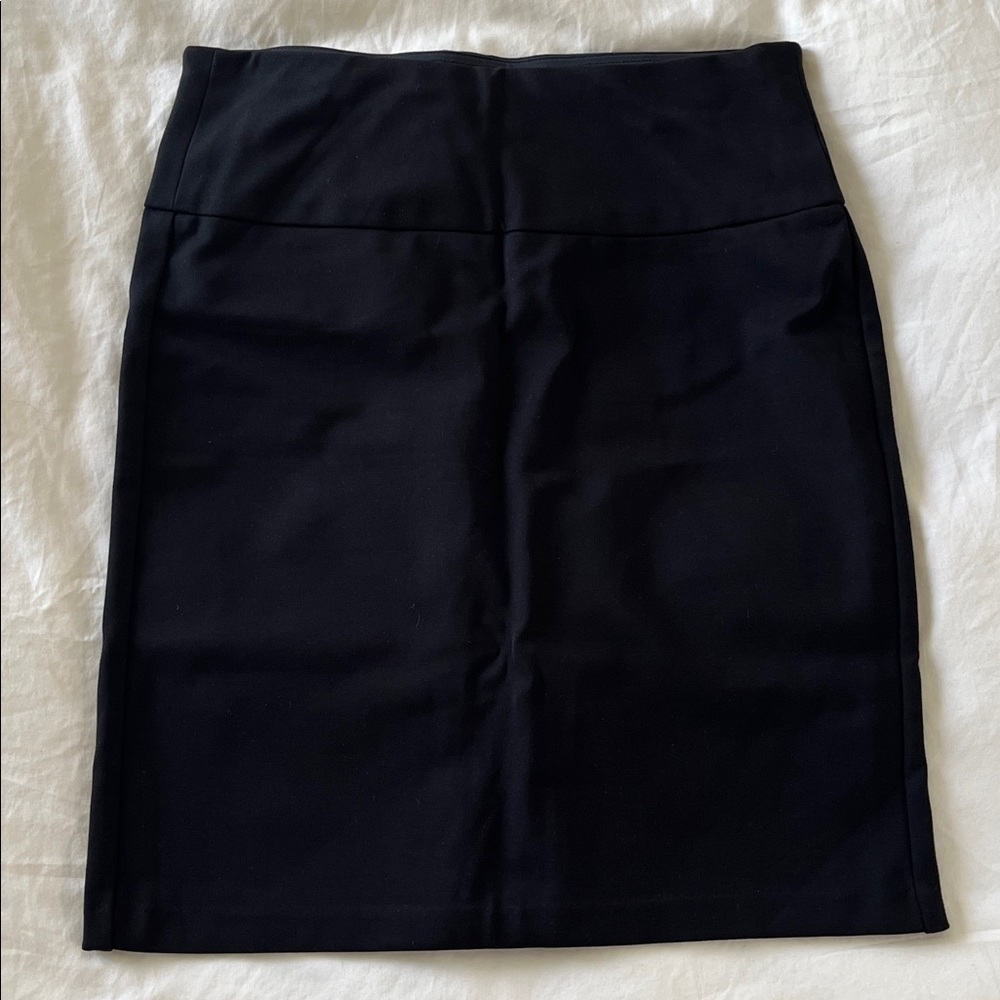 ALFRED SUNG Classic Black Pencil Skirt